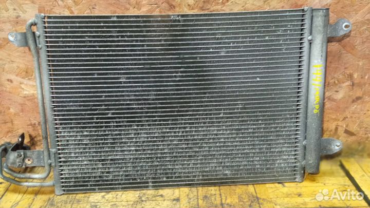 Радиатор кондиционера Skoda Superb (2008-2015) M14