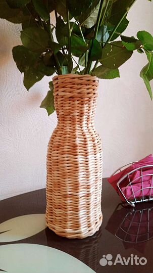 Ваза плетеная