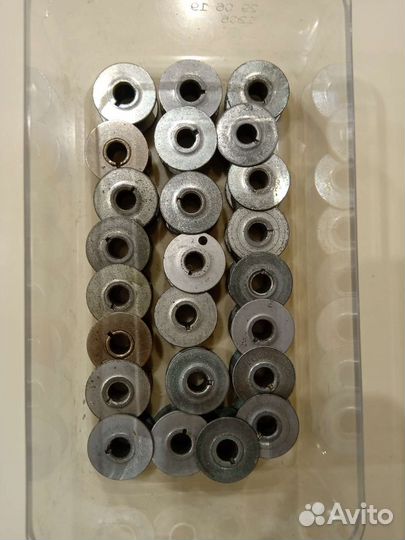 Шпулька для швейной машинки