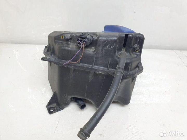 Бачок расширительный Volkswagen Touareg 7L 3.6