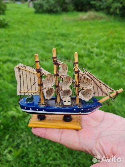 Модель парусника