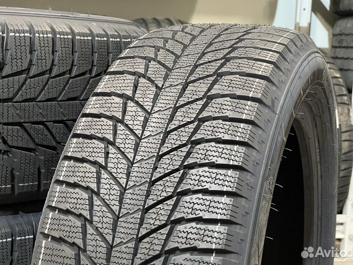 Triangle PL01 215/55 R17 98R