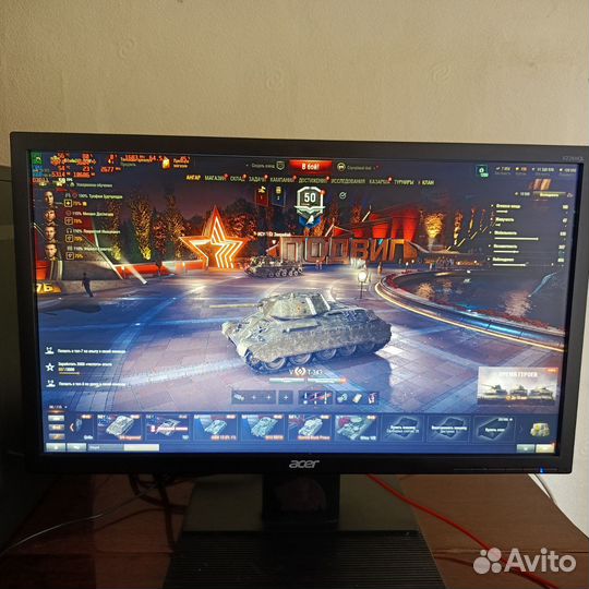 Игровой пк с монитором клавиатурой и мышью