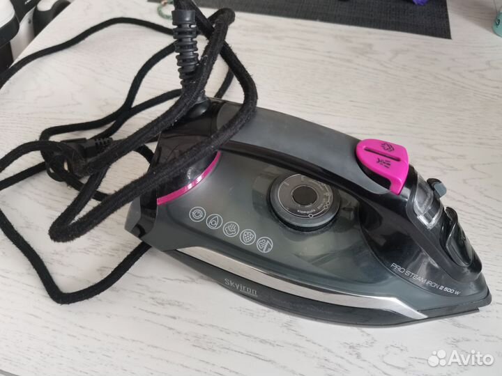 Утюг Redmond Steam Iron Skylron Rl-C254S