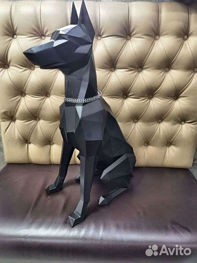 Полигональная фигура Добермана