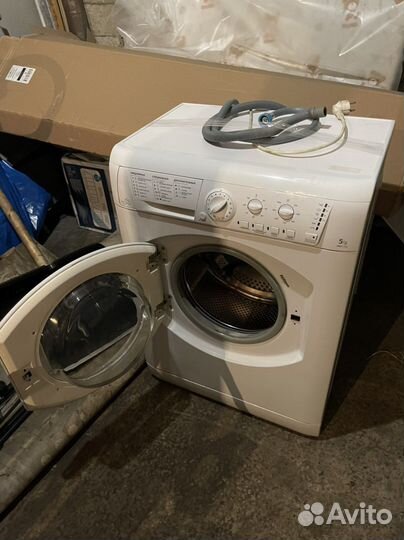 Стиральная машина Hotpoint-Ariston arsl 103