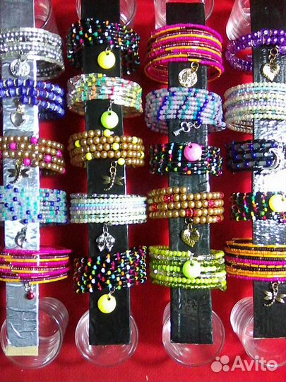 Яркие браслеты (пакетом или отдельно)