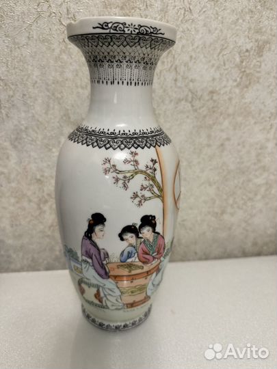 Ваза фарфор (Китай)