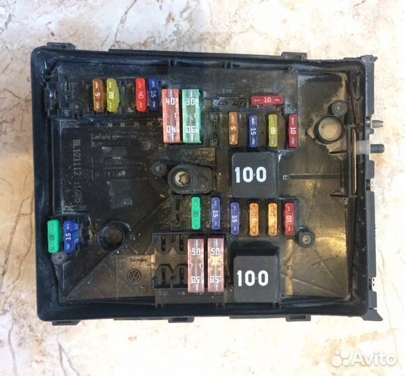 Блок предохранителей Skoda Octavia A5