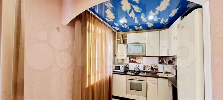 2-к. квартира, 52 м², 1/5 эт.