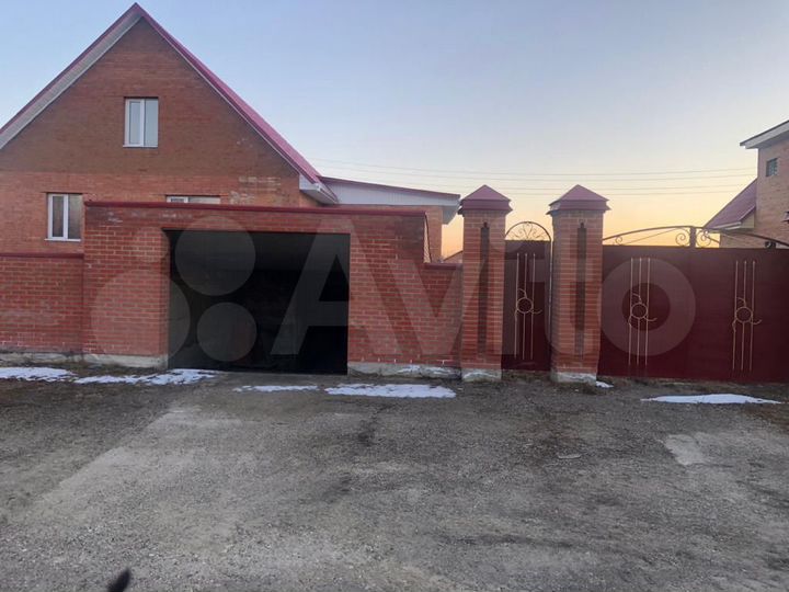 Дом 240 м² на участке 24 сот.