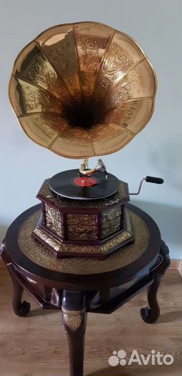 Ретро граммофон