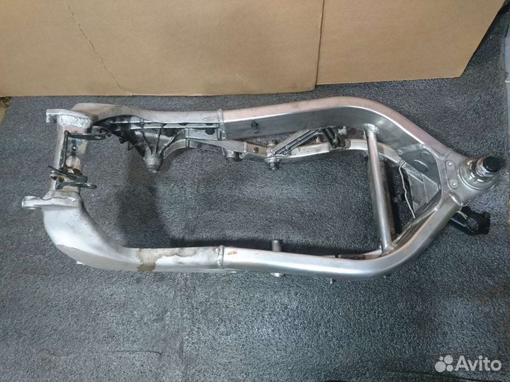 Рама Honda VTR 1000 firestorm