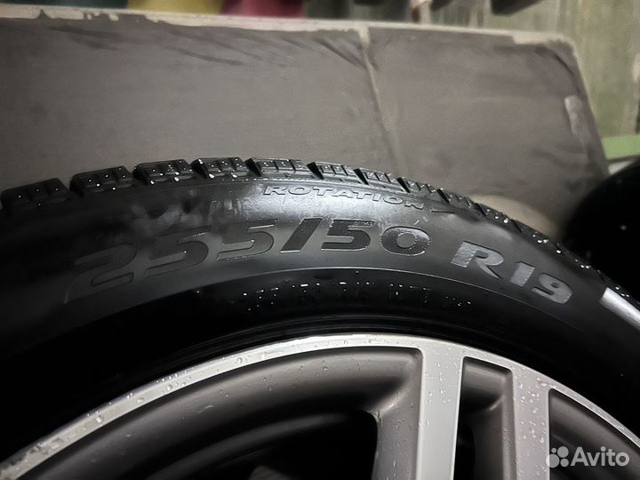 Комплект зимних колес r19 255/50 R19