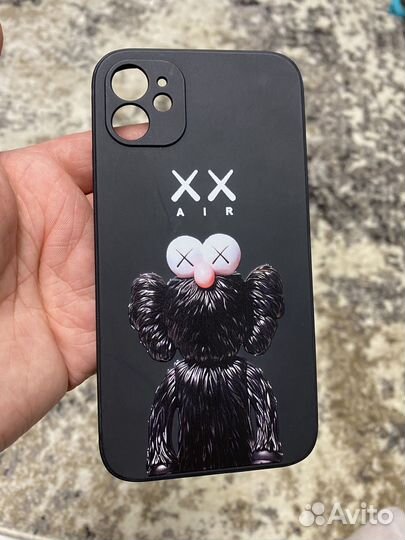 Бампер на iPhone 11