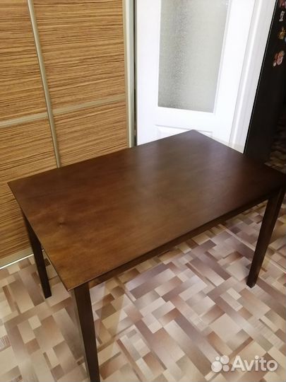 Кухонный стол