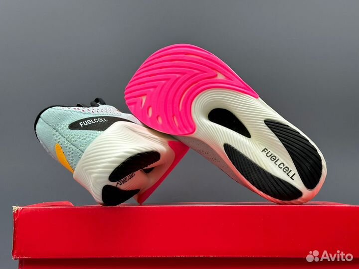 Кроссовки New Balance FuelCell RC Elite v2