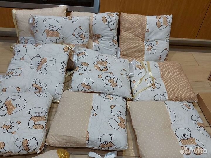 Бортики в кроватку