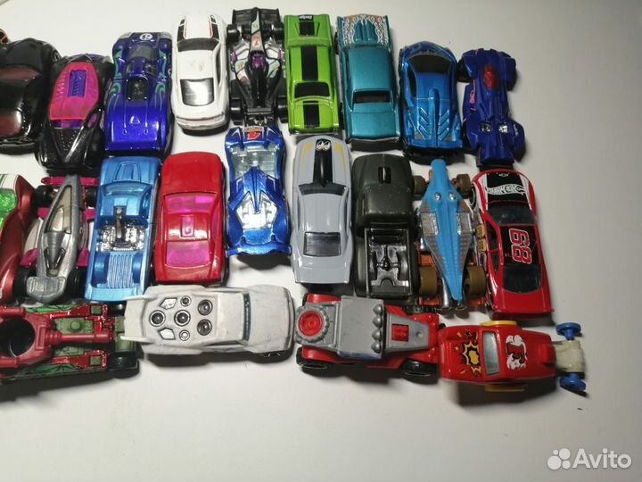 Машинки хот вилс hot wheels