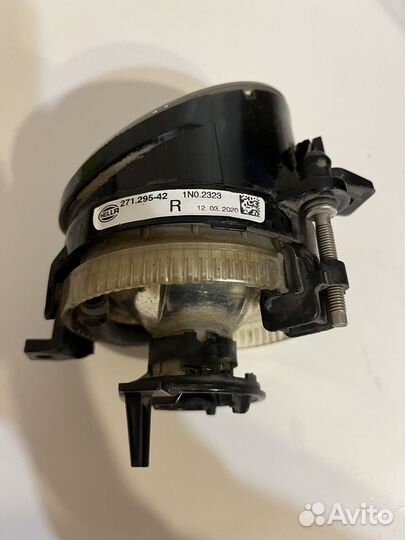 Фара противотуманна Hella vw golf 5/ jetta 5