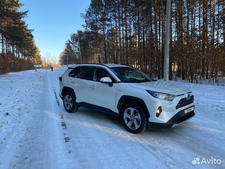 Toyota RAV4 2.5 AT, 2019, 24 000 км