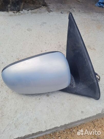 Переднее правое зеркало ниссан Альмера n16
