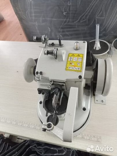 Швейная машинка скорняжка