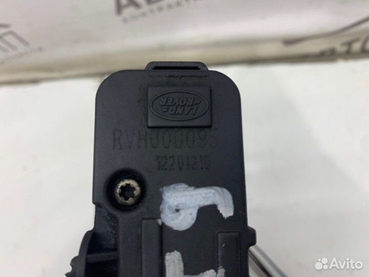 Блок клапанов пневмоподвески Lr Rr Sport 1 L320