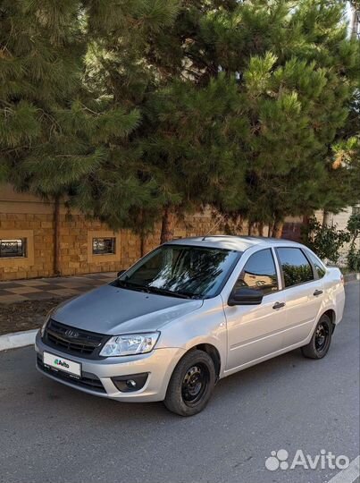 LADA Granta 1.6 AT, 2017, битый, 145 000 км