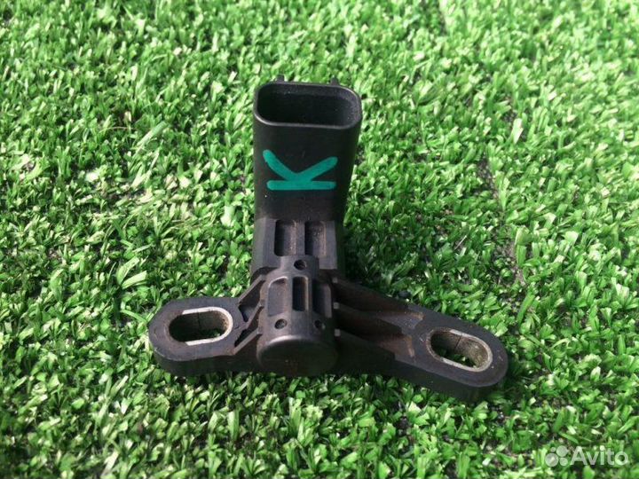 Датчик положения коленвала Mazda Atenza Sport