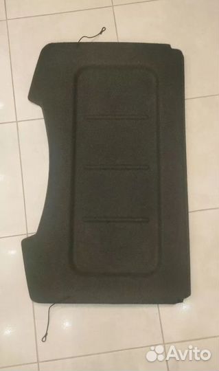 Полка багажника Renault Sandero