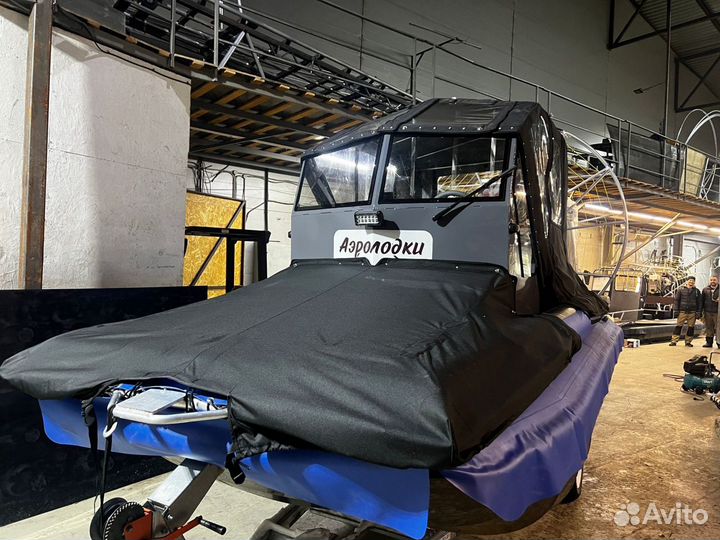 Аэролодка бриз-480 с тентом