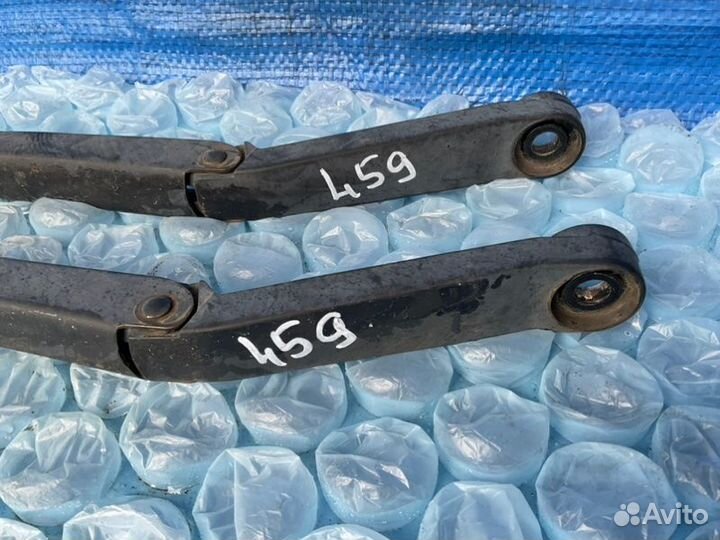 Поводки дворников передние Nissan Titan A60 5.6L