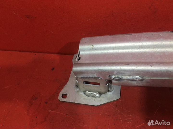 Усилитель бампера задний Land Rover Range Rover