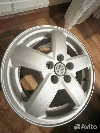 Диски на volkswagen polo r 15