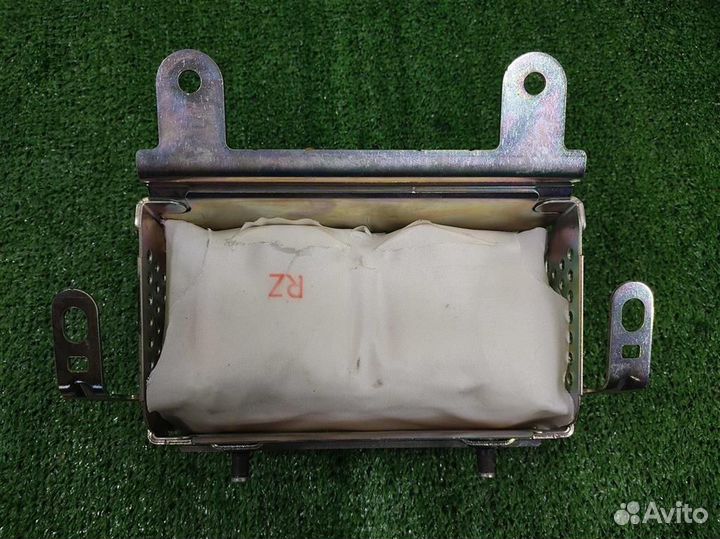 Подушка безопасности в торпедо Honda Civic 5D (FN