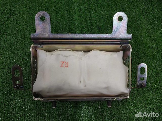 Подушка безопасности в торпедо Honda Civic 5D (FN