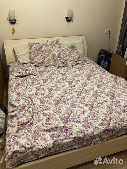 Кровать двухспальная 160 200 бесплатно