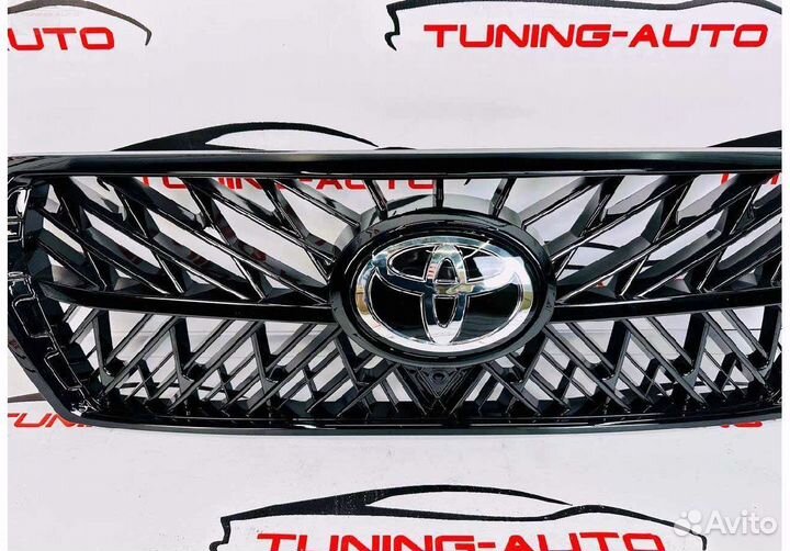 Решетка радиатора Toyota Land Cruiser 200 TRD