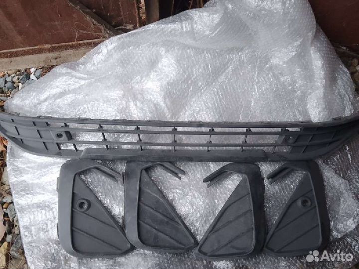 Решетка радиатора поло