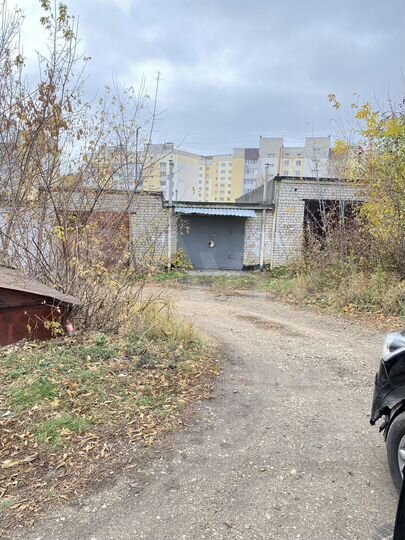 Гараж, > 30 м²