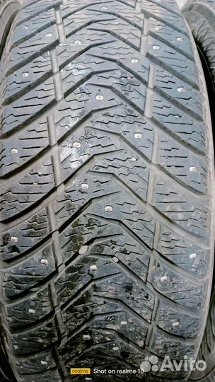 Yokohama Ice Guard IG65 235/60 R18 107T
