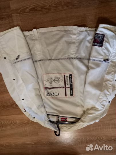 Ветровка 44-46