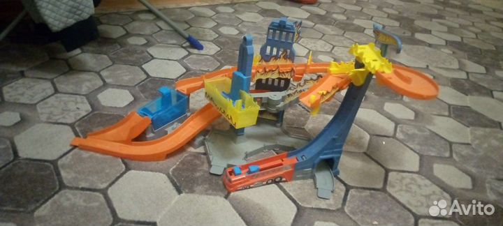 Хотвилс трек