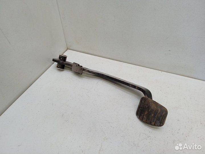 Педаль тормоза Renault Logan 2 1.6 2017