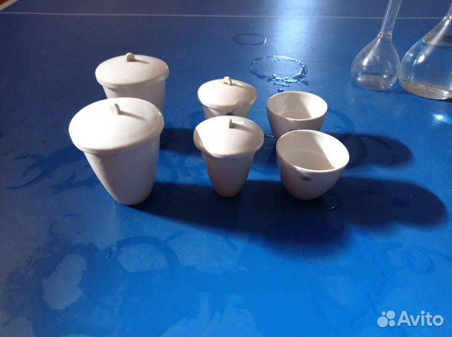 Фарфоровый высокий тигель