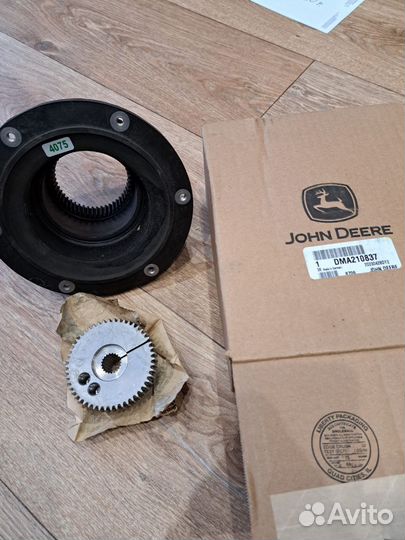 DMA210837 изолятор john deere