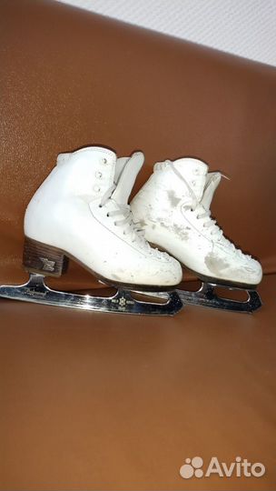 Фигурные коньки risport rf3