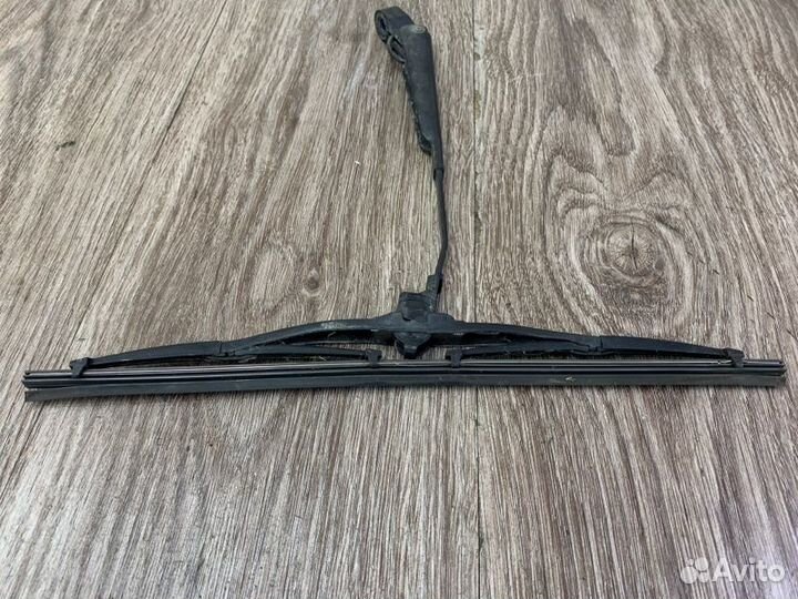 Поводок дворника задний Ford Focus 1