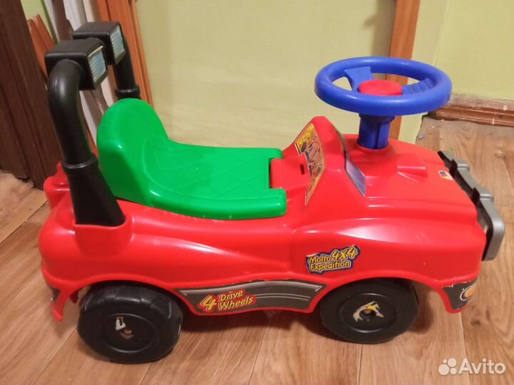 Машинка-каталка